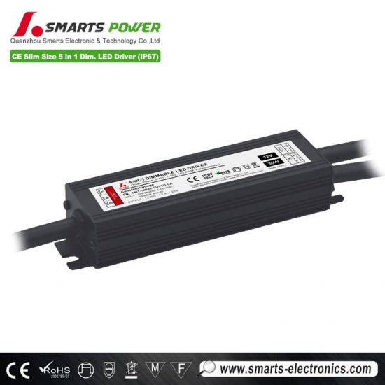 Controlador LED regulable 5 en 1 de 12 V y 36 W